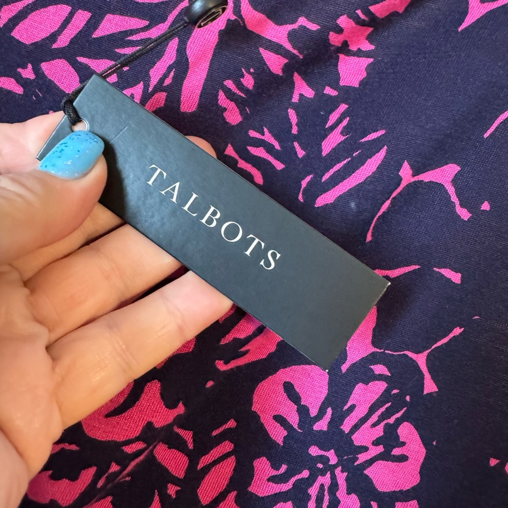 NWT Talbots Sleeveless Top in Vibrant Pink and Navy XSMALL Bin #6 - Picture 9 of 9